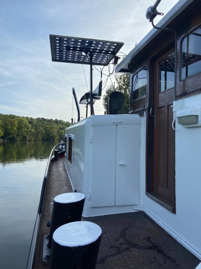 Studio Sur La Peniche Santa Julia A Chantilly Insolys Saint-Leu-d'Esserent Luaran gambar